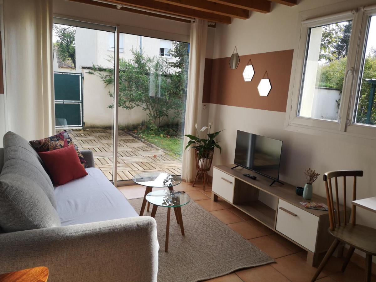 Maisonnette De Charme A 10Min De Fontainebleau Hericy Dış mekan fotoğraf